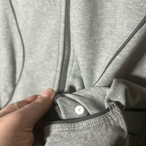 Lululemon Athletica Gray Live Simply Jacket with Hoodie + Pockets, Women’s 4 - Picture 4 of 14